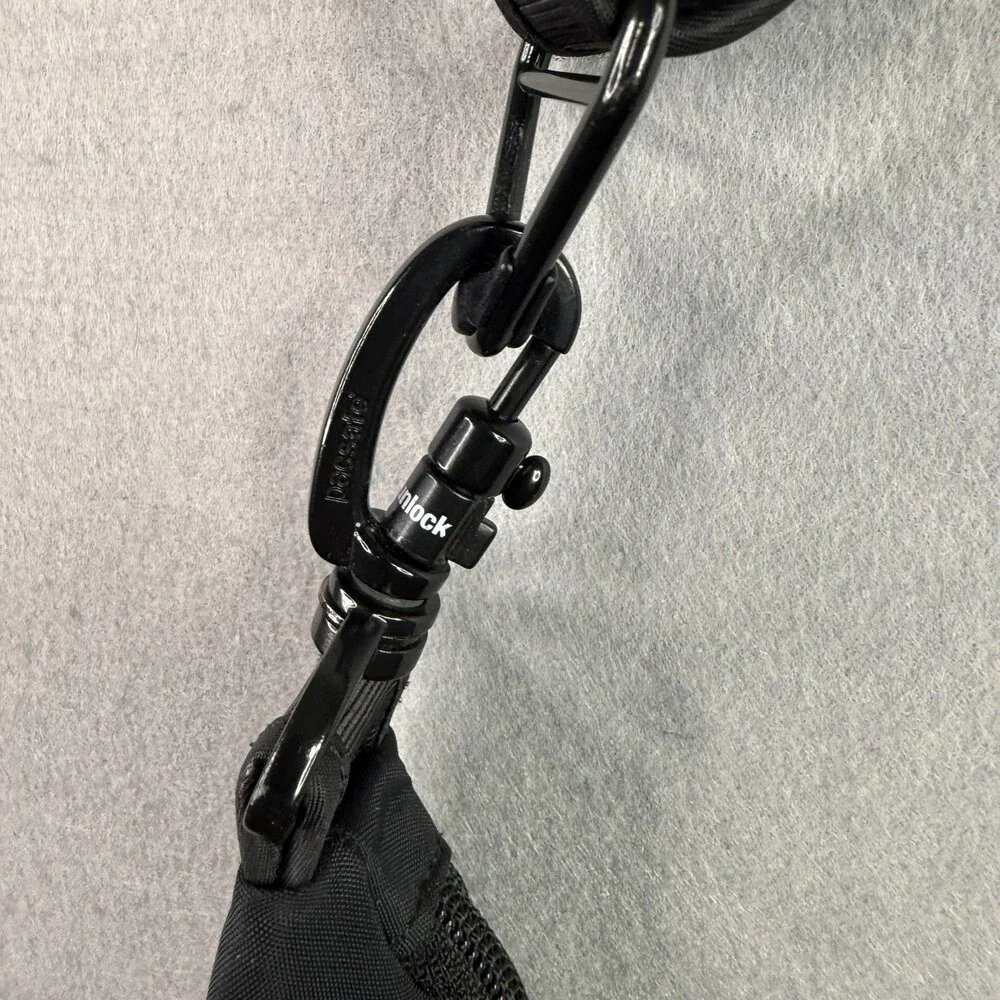 Pacsafe Citysafe 200 G2 Crossbody Bag Black Nylon RFID Safe Anti-Theft Travel - Picture 3 of 15